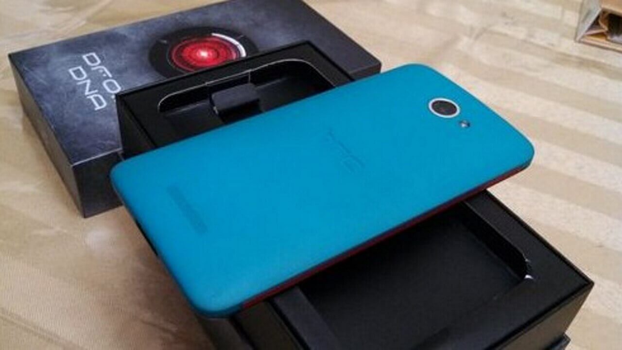 HTC Droid DNA Developers Edition BLUEがebayに出品