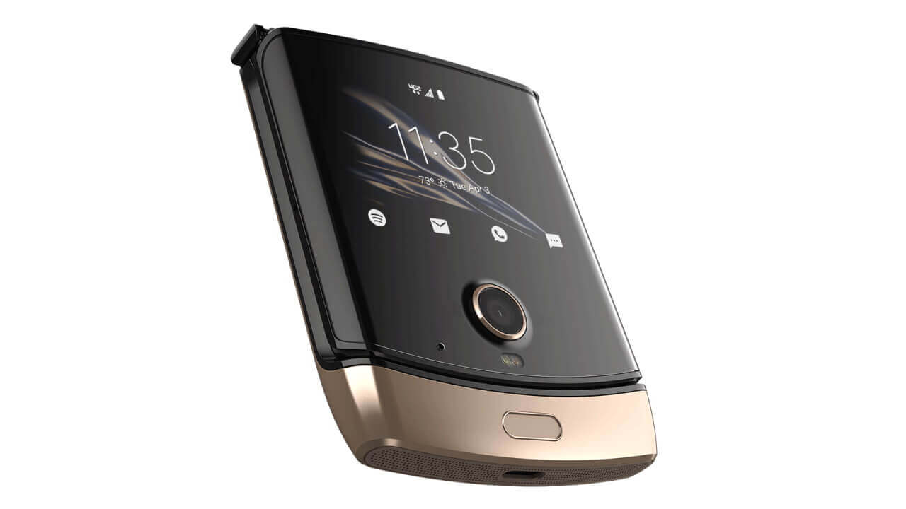 フォルダブル「Motorola Razr」にゴールドカラーが追加発売
