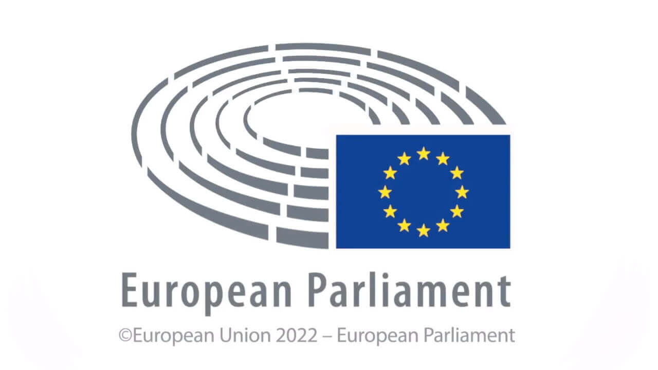 EU連合機関「欧州連合」電子機器充電規格をUSB Type-Cに統一